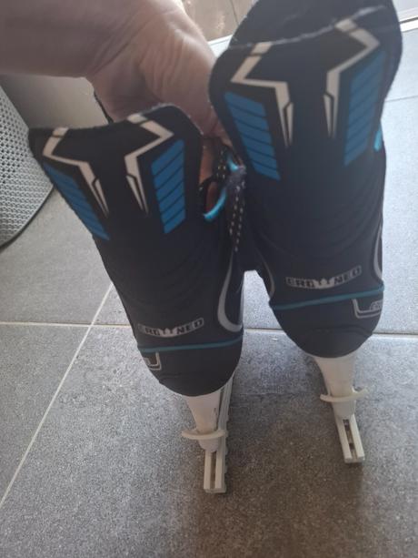 Korčule na ľad, crowned,29