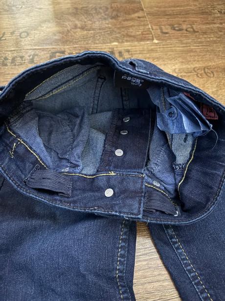 Tmavomodré elastické skinny rifle, takko,134