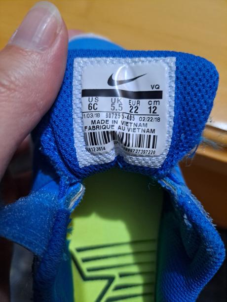 Tenisky, nike,22