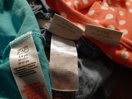 Nádherný 3-komplet s dievčatkom na 3-6r., next,110