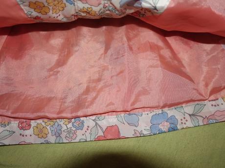 Sustakova bundicka tu, tu,104