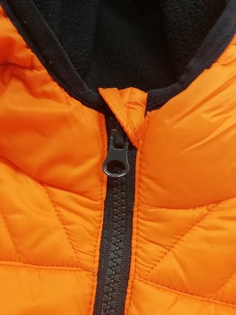 Oranžový kabát v top stave, f&f,98