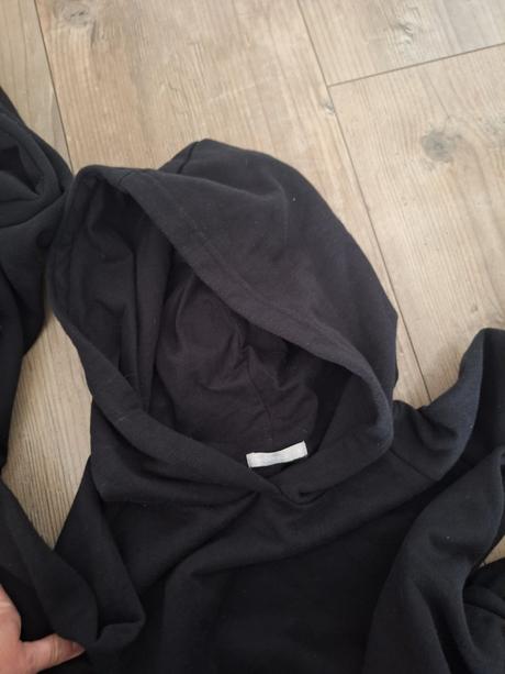 Mikinove saty 2ks, 42