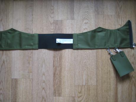 Korzetový opasok s kapsičkou bershka nový, bershka