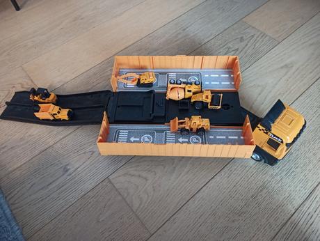 Kamión so žeriavom, 