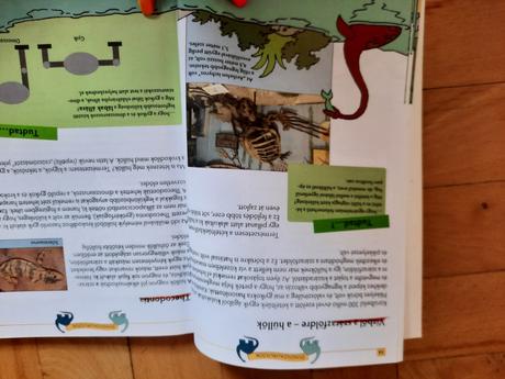 Knizka dinoszauruszok,