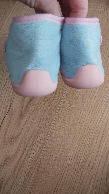 Papucky, deichmann,23