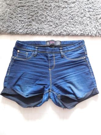 Rifľové tenké šortky č.38, 38