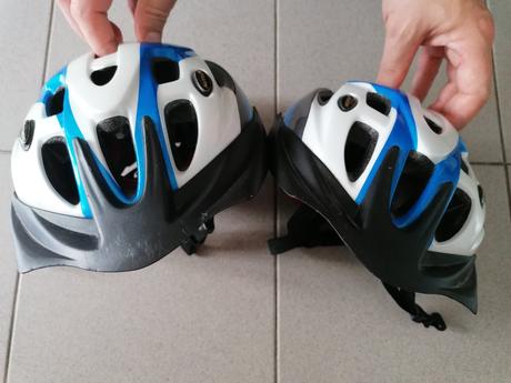 Cyklistická prilba, s