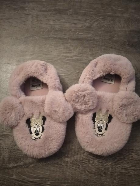 Mäkké papuče, reserved,37