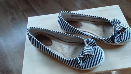 Pasikave bielo čierne balerinky, 36