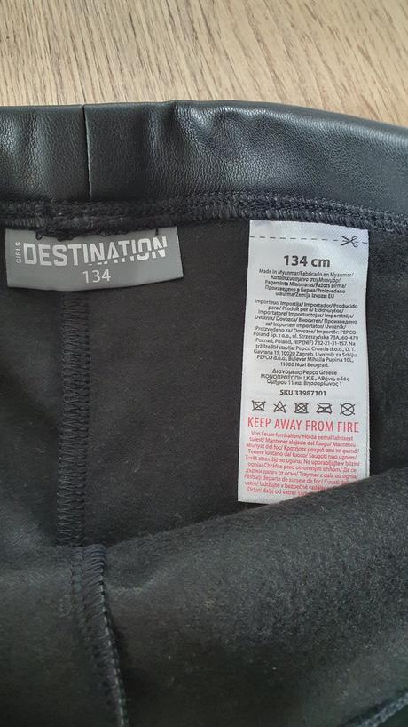 Koženkové nohavice, 134