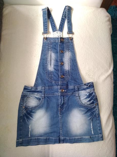 Dámska riflová sukňa s náprsenkou, 30