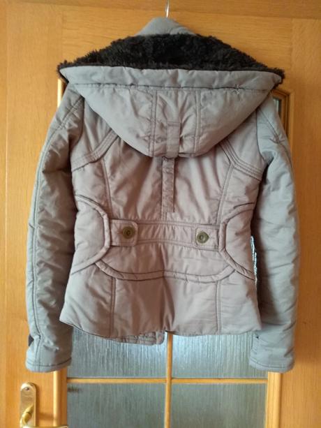 Zimná bunda, 36