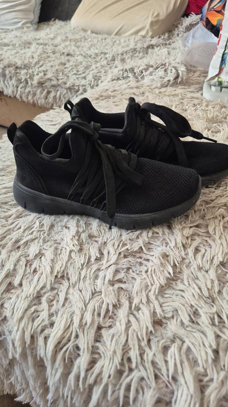 Tenisky ľahučké nenosené, deichmann,36