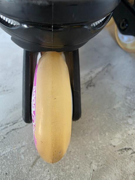 Kolieskové korčule, fila,28