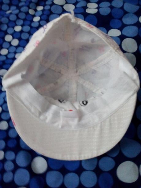 Nenosená zajačiková šiltovka, 86