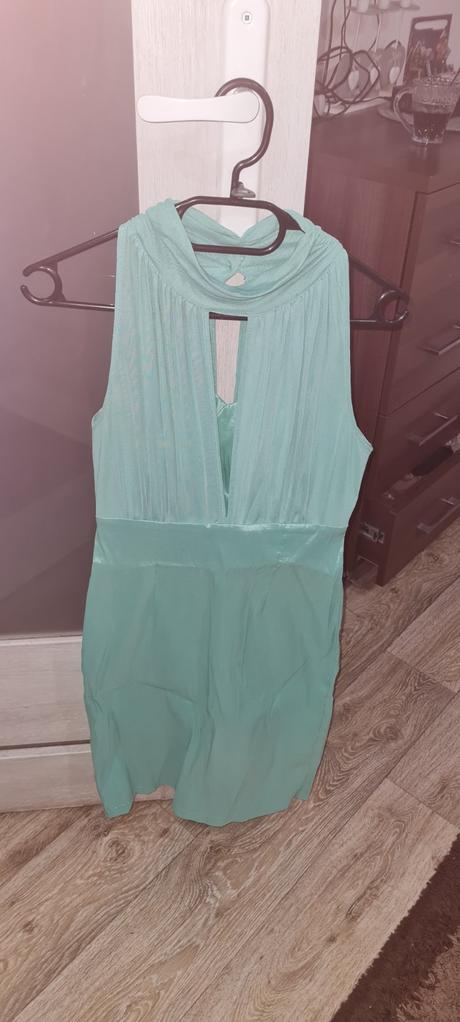 Spoločenské šaty, m