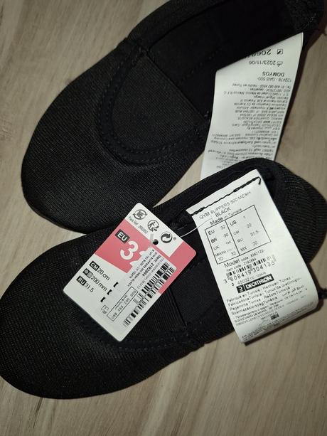 Tanečné cvičky, 32