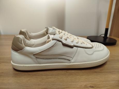 Shapen barefoot tenisky flowin white grey leather, 46