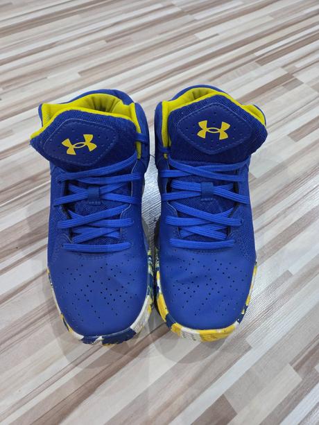 Chlapcenske tenisky, under armour,37