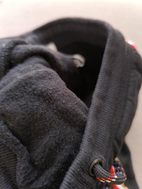 Hrubšie teplaky, 128