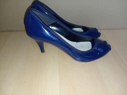 Lakované lodičky, 40