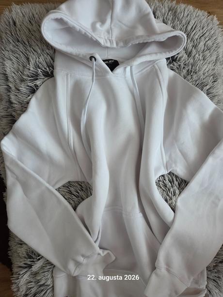 White hoodie-mikina, l