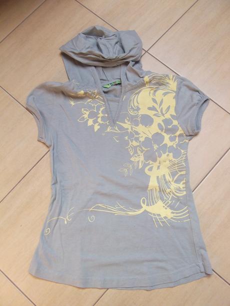 Tričko s kapucňou, 140