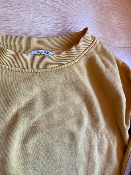 Horcicovozlta crop top mikina, h&m,146