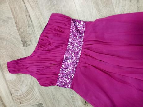 Elegantné lahucke saty, s