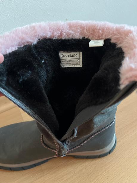 Čižmy, graceland,36