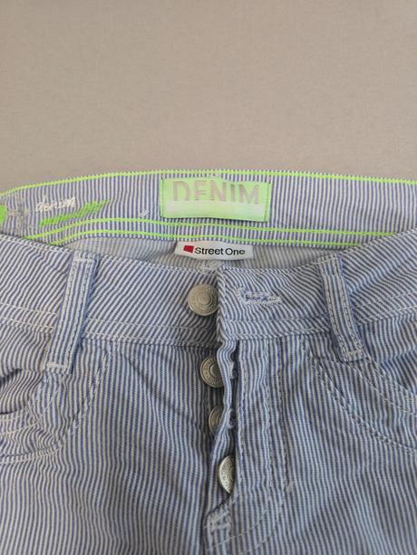 Dámske nohavice pod koleno, denim,s