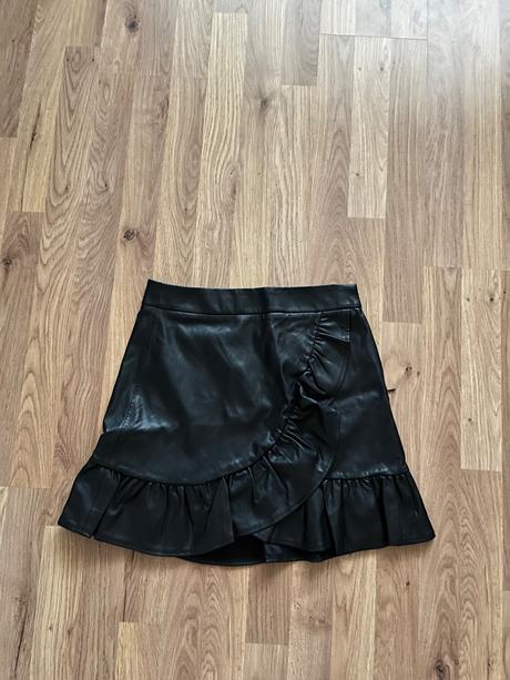 Sukňa stradivarius, stradivarius,s