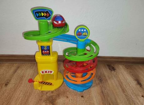 Hračky , prvá autodráha,