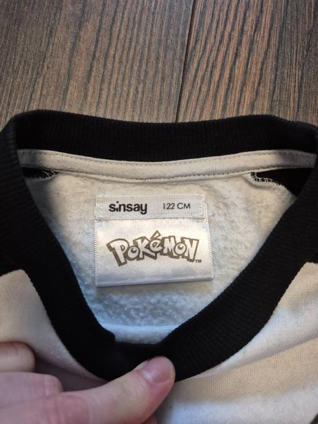 Mikina pikachu pokemon, sinsay,122