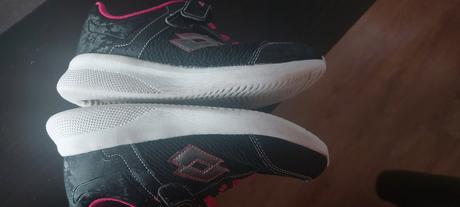 Lahke tenisky, lotto,33