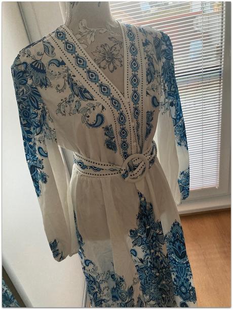 Vzorované midi šaty s opaskom, l