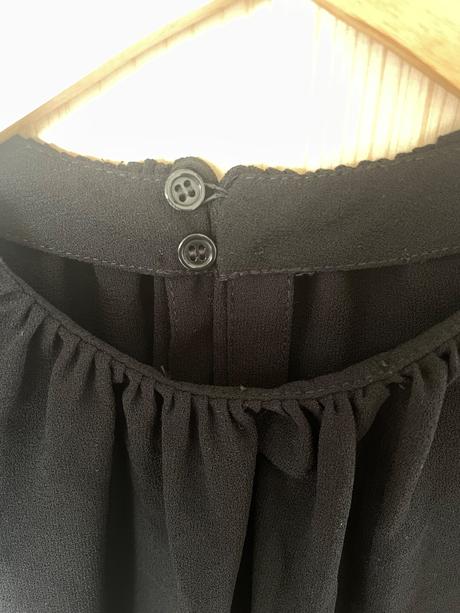 Cierne saty s vypchavkami zara, zara,l