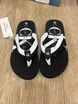 Zabky calvin klein, 32