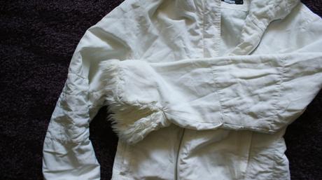 Zaujimava bundicka nikita, s