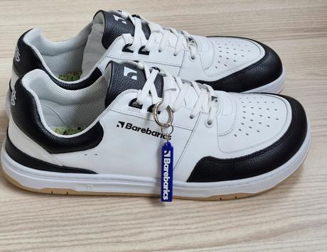 Wave - white & black 47 x363, be lenka,47