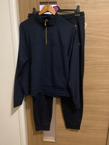 Voľnočasových komplet veľ. uni, 