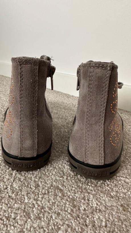 Tenisky twin-set, 31