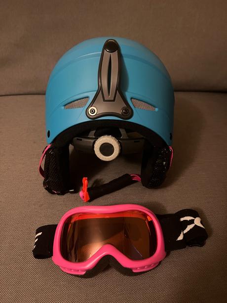 Predám prilbu s okuliarmi arcore, s