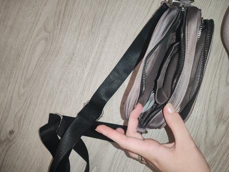 Malá kabelka, takko