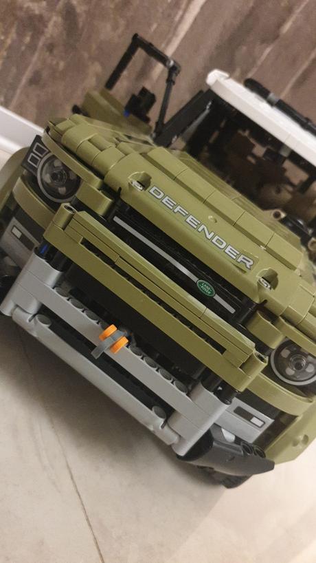 Lego technic 42110  - land rover defender top stav, 