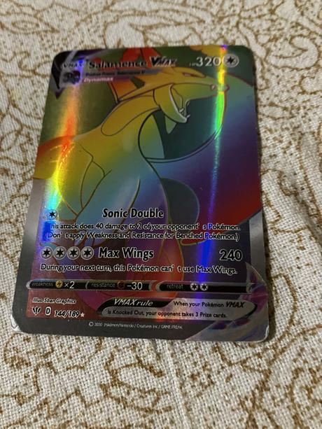 Pokémon, bakugan a pokémon album, 