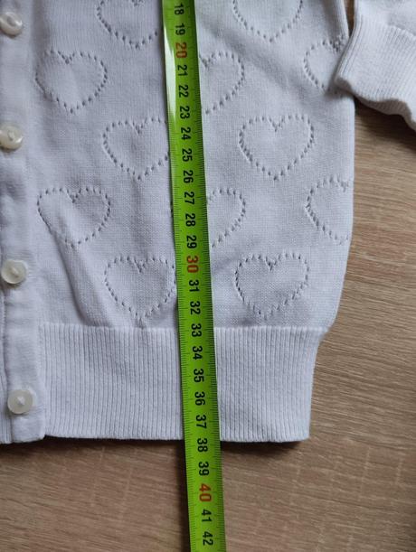 Svetrik so srdiečkami, h&m,92