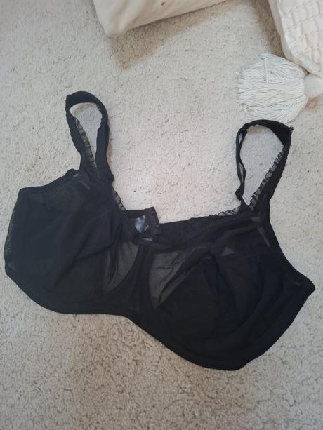 Cierna podprsenka 80d, 80d